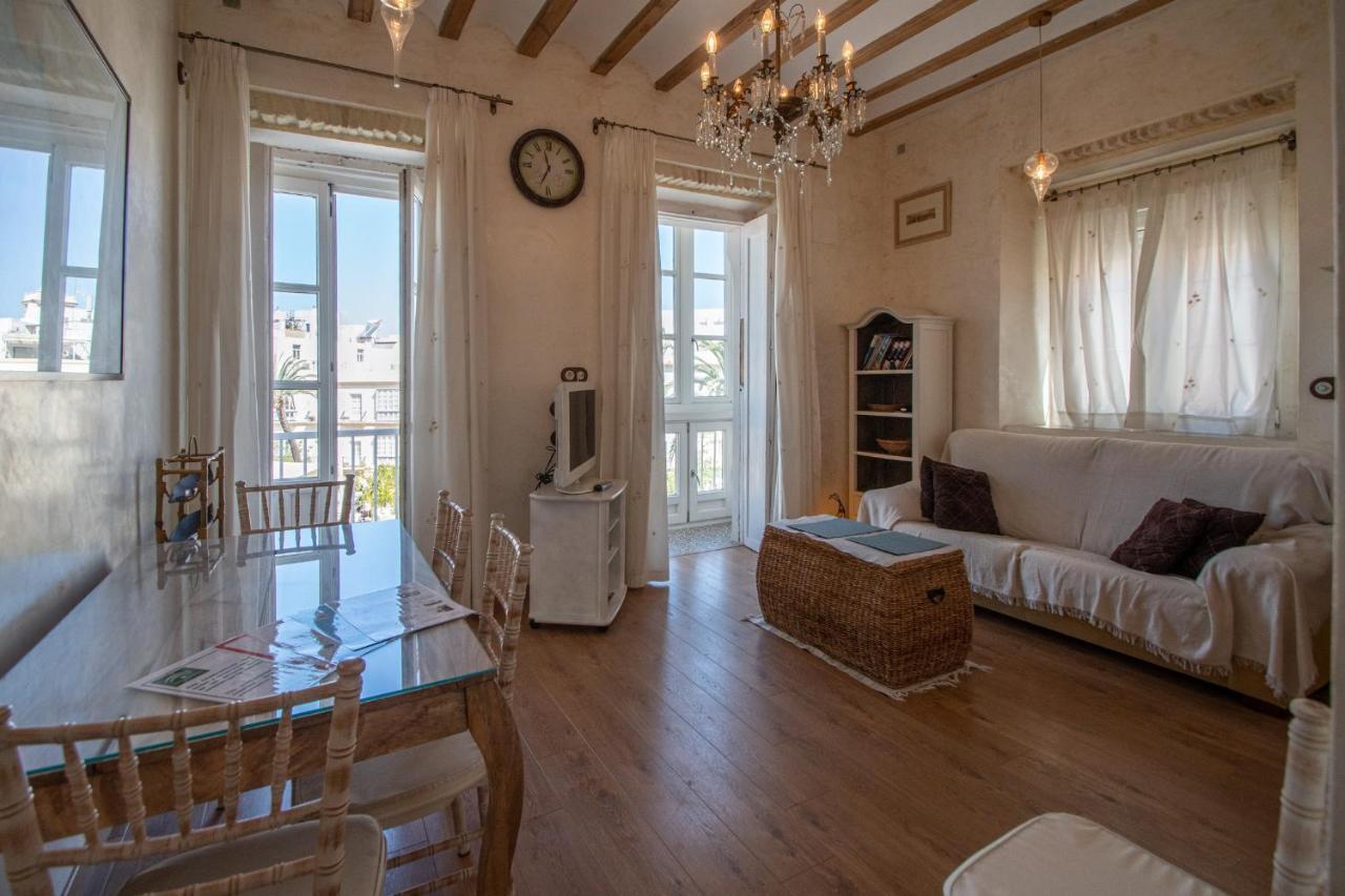 Apartamento Sherezade Y La Ciudad De Cádiz Eksteriør billede